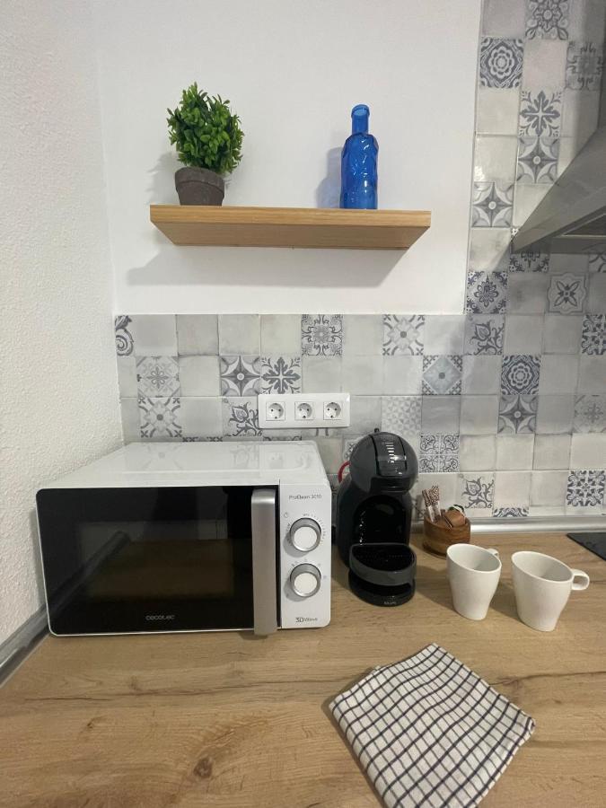 Blanco Y Anil Plaza Apartment Valdepenas Bagian luar foto
