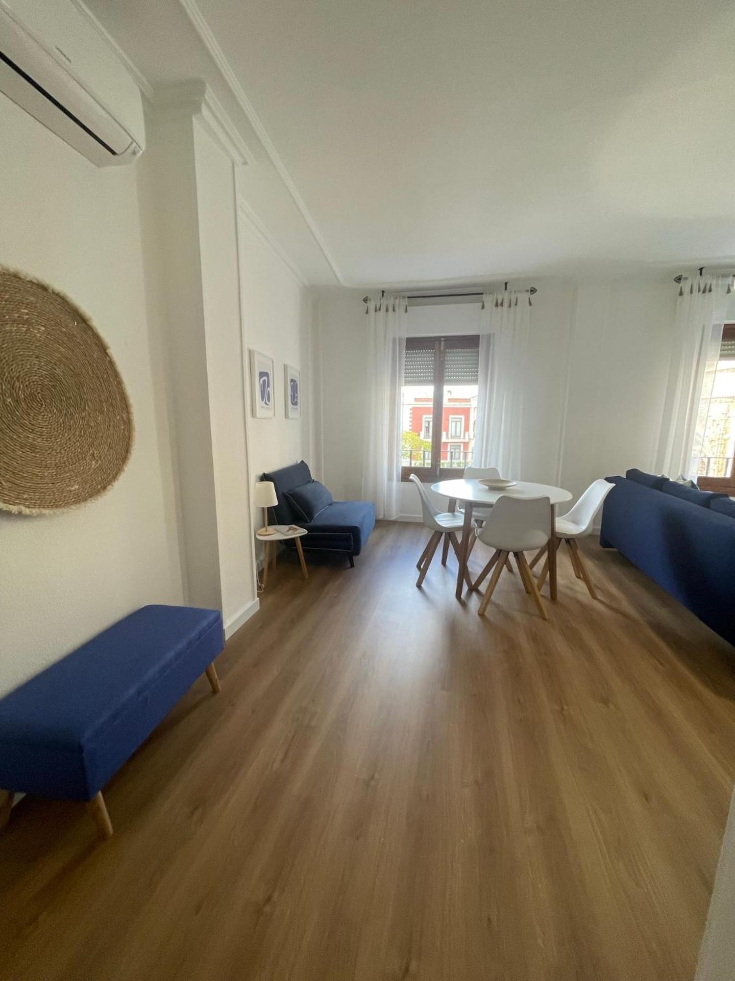 Blanco Y Anil Plaza Apartment Valdepenas Bagian luar foto
