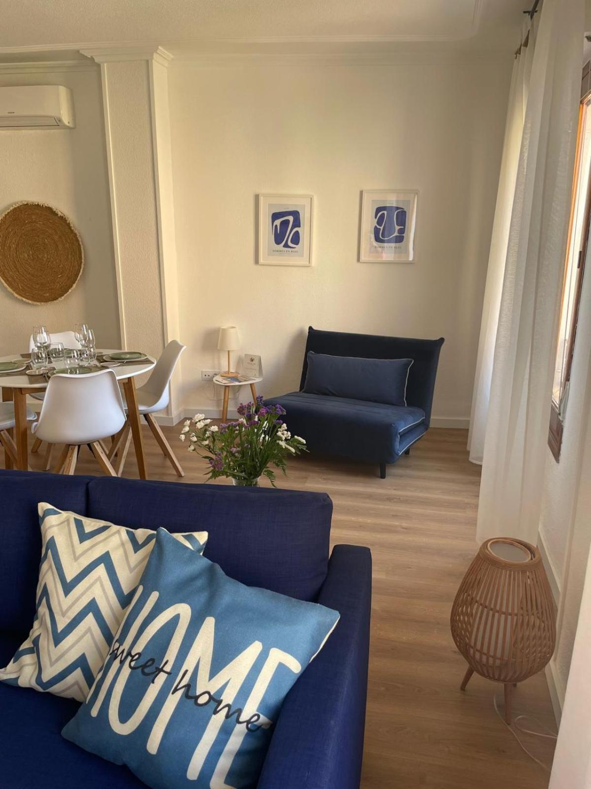 Blanco Y Anil Plaza Apartment Valdepenas Bagian luar foto