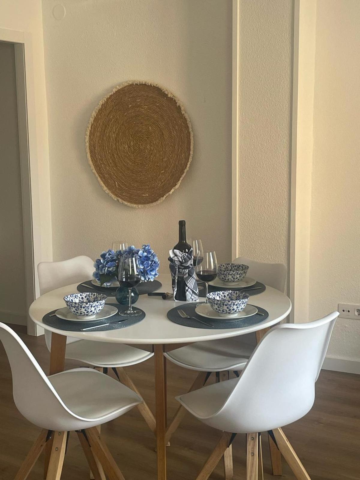 Blanco Y Anil Plaza Apartment Valdepenas Bagian luar foto